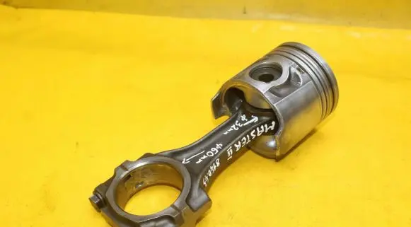 Renault Master II Piston with connecting rod 91612