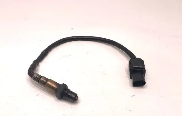 BMW 5 E60 E61 Lambda probe sensor 0281004019