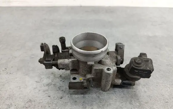 Hyundai Tucson JM Throttle body valve
