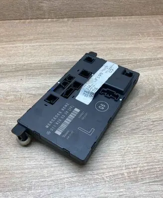 Mercedes-Benz E W211 Door control unit/module 2118200326 356801