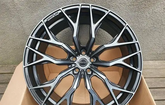 BMW X5M G05 F95 R22 alloy rim CVR1