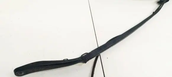 Peugeot 807 Front wiper blade arm