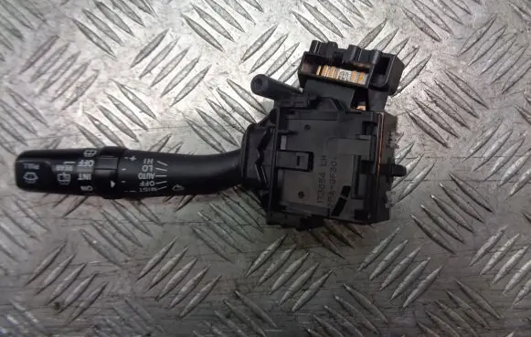 Toyota Avensis T250 Wiper switch 8465205170