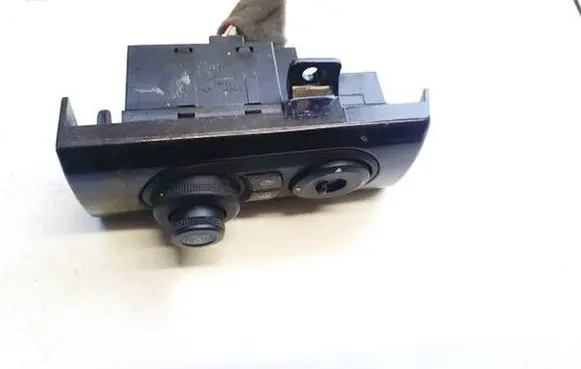 Chevrolet Captiva Wing mirror switch 46223e27