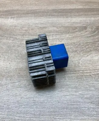 Opel Zafira A Glow plug pre-heat relay 55353011 51299014