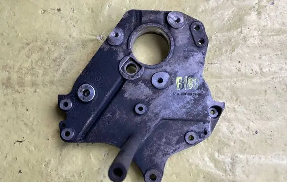 Mercedes-Benz B W245 Timing chain cover A6400102335