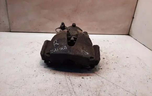 Opel Zafira A Front brake caliper