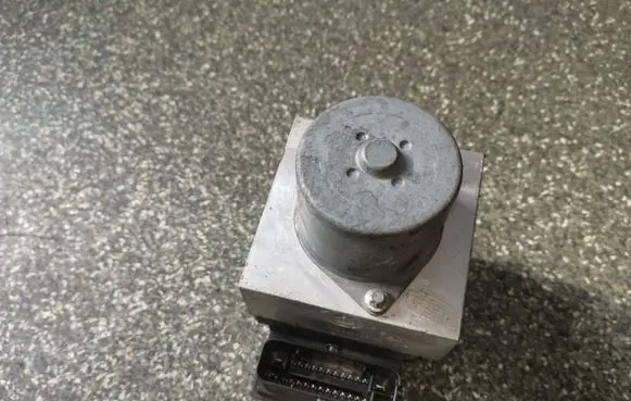 Ford S-MAX ABS Pump 7G912C405AB