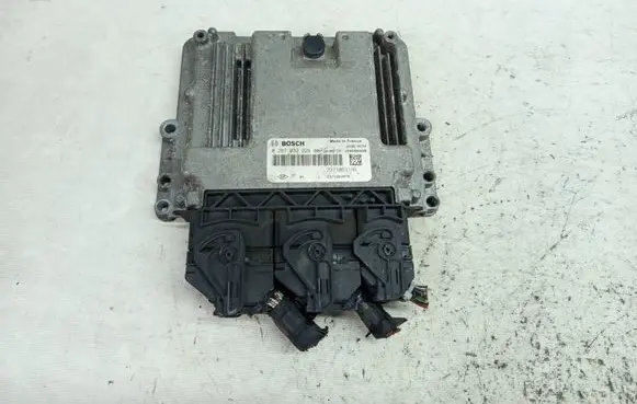 Renault Kadjar Engine control unit/module 237106319R 0281032226 237106707R