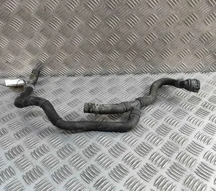 Skoda Kamiq Engine coolant pipe/hose 2Q0122073H