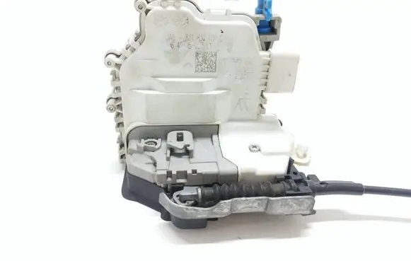 Audi A3 S3 8V Front door lock 8X1837016C