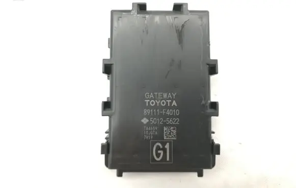 Toyota C-HR I Gateway control module 89111F4010