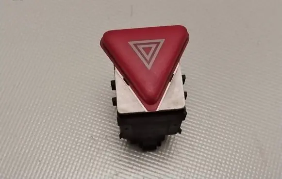 Skoda Fabia Mk1 (6Y) Hazard light switch 6Y0953235 34702