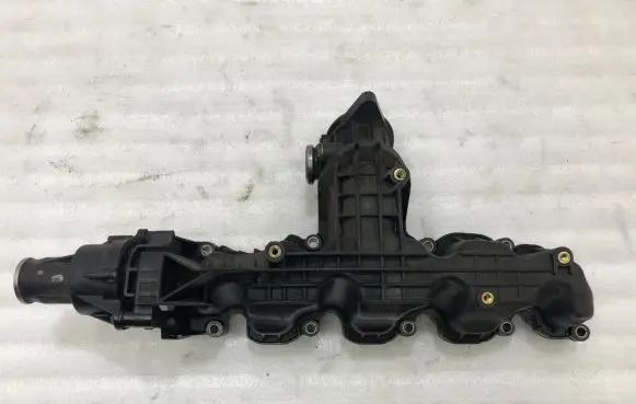 Volkswagen Polo VI Intake manifold 03L129086H
