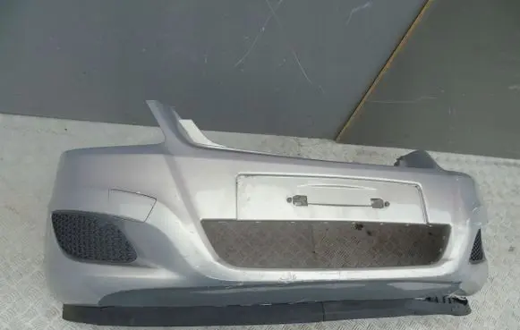 Opel Zafira B Front bumper