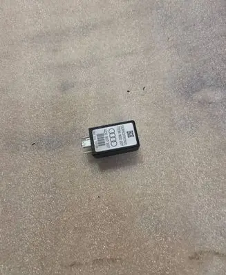Audi A8 S8 D2 4D Other relay 7038900207 4D0907307 3X25690798