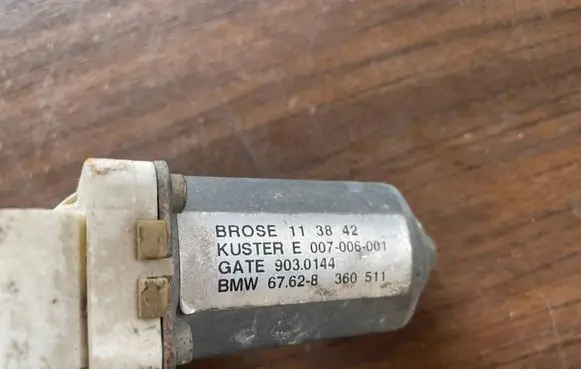 BMW 5 E39 Rear door window regulator motor 113842 007006001 9030144