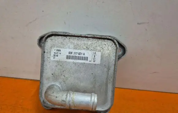 Skoda Fabia Mk3 (NJ) Engine oil radiator 03F117021A
