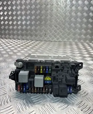 Mercedes-Benz E W211 Fuse module 2115457701
