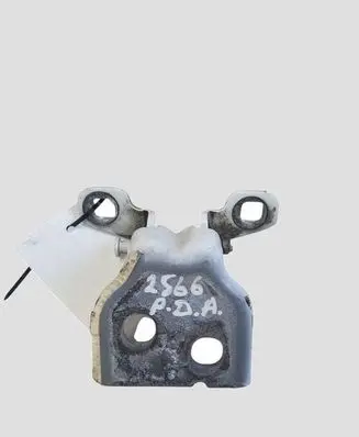 Renault Express Front door lower hinge