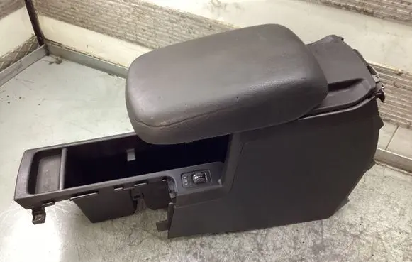Subaru Forester SH Armrest
