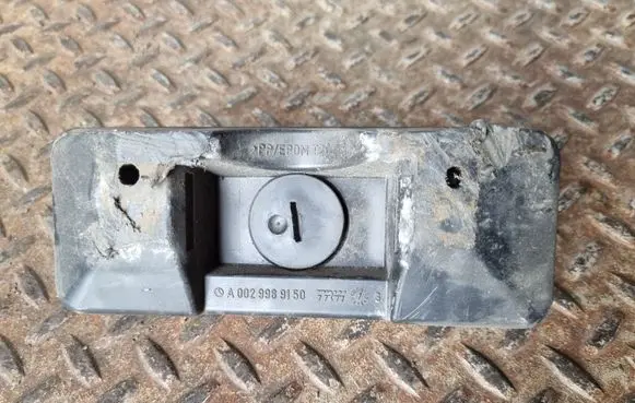 Mercedes-Benz A W176 Jacking socket point A0029989150
