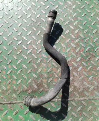BMW X5 E53 Engine coolant pipe/hose 7789403
