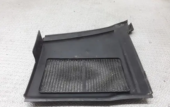 Audi A4 S4 B7 8E 8H Other engine bay part 8E1819447A