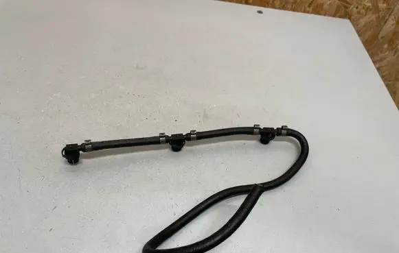 Fuel return line/hose