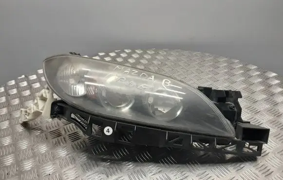 Mazda 3 I Headlight/headlamp P2690