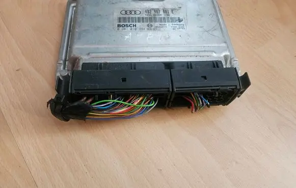 Audi A6 S6 C5 4B Engine control unit/module 4B2907401E