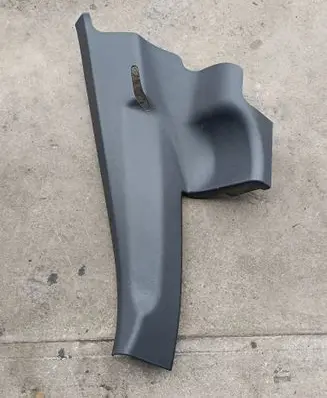 Audi Q7 4L (B) pillar trim (bottom) 4L0867767A