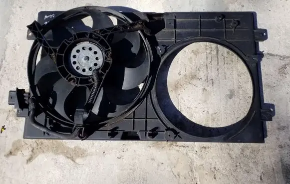 Volkswagen New Beetle Radiator cooling fan shroud 1C0121207C