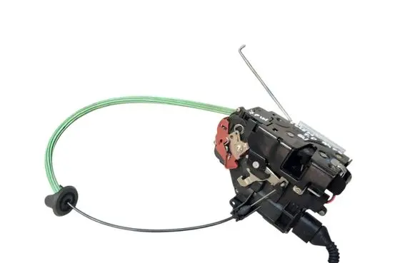 Audi A4 S4 B6 8E 8H Front door lock 8E1837016C