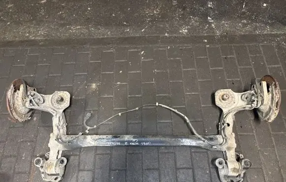 Opel Astra H Rear subframe 