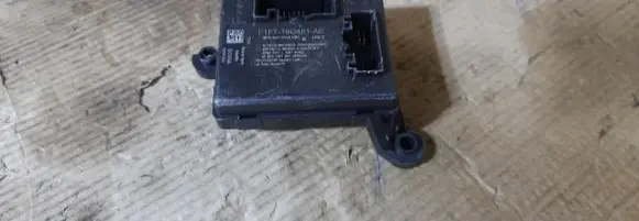 Ford Focus Door control unit/module F1FT19G481AE