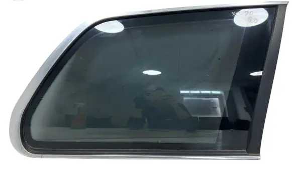 Volvo XC90 Rear side window E000199 DOT682M3240AS2 43R001582