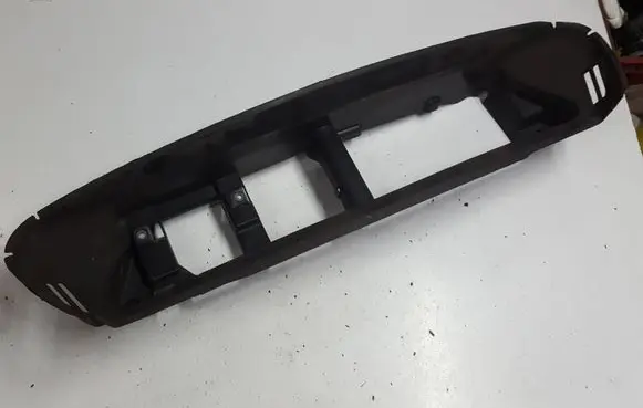 Volvo V40 Bonnet/hood grill 