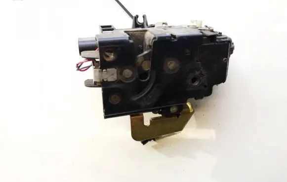 Audi A6 S6 C5 4B Front door lock 4b1837016b