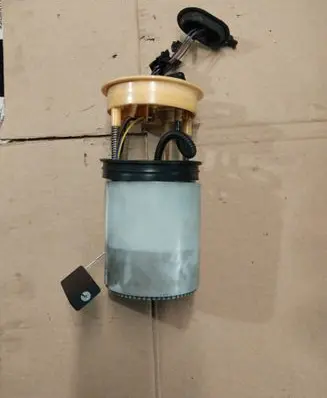 Skoda Fabia Mk2 (5J) In-tank fuel pump 6R0919050 A2C53297561