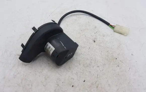 BMW X5 E53 Intake resonator 129017451811 0130002830