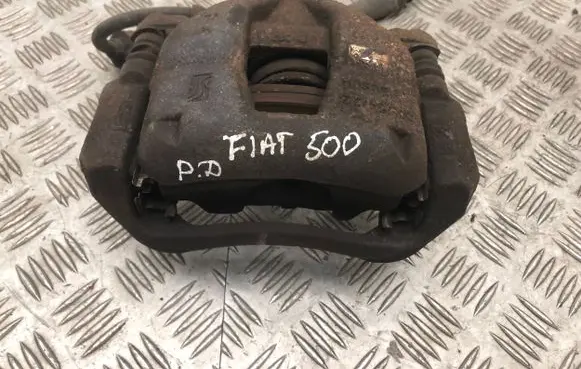 Fiat 500L Front brake caliper
