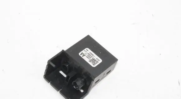 Jaguar I-Pace Other switches/knobs/shifts J9D311B652AA
