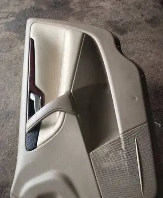 Volvo V70 Front door card panel trim 09193265 6765