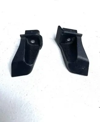 Audi A5 Fender mounting bracket 8W6821231A 8W6821232A