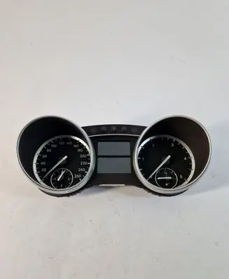 Mercedes-Benz ML W164 Speedometer (instrument cluster) a1649008300