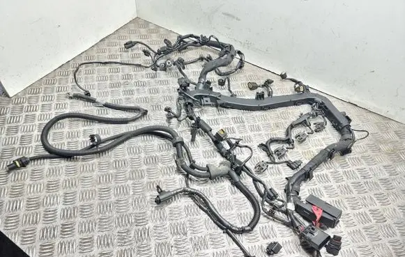 Mercedes-Benz E W212 Engine installation wiring loom A0075409381