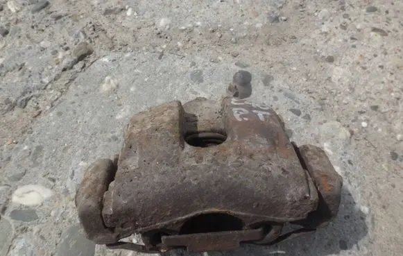BMW 3 E46 Rear brake caliper