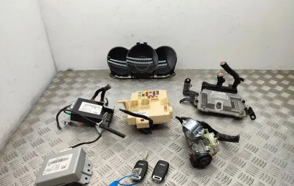 KIA Ceed Engine ECU kit and lock set 0261S13252 391102BRE0 91950A2130