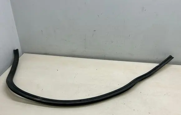 Porsche Cayenne (92A) Engine compartment rubber 7P5823727C